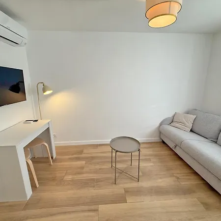 L'esterel 450m & Gare Saint-raphael 950m Apartmán *