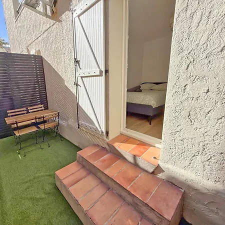 L'esterel 450m & Gare Saint-raphael 950m Apartament Fréjus