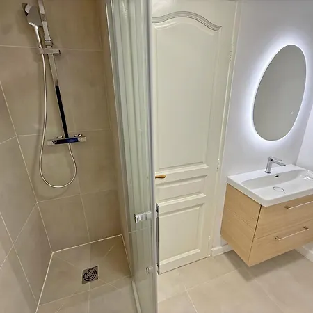 Apartament L'esterel 450m & Gare Saint-raphael 950m