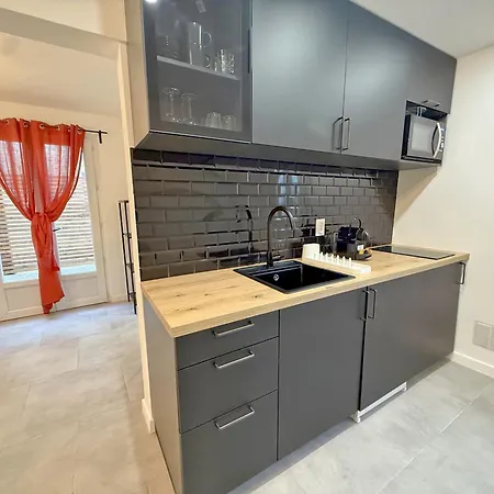 L'esterel 450m & Gare Saint-raphael 950m Apartament