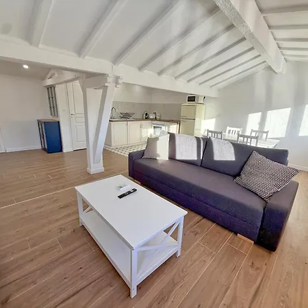L'esterel 450m & Gare Saint-raphael 950m Apartament